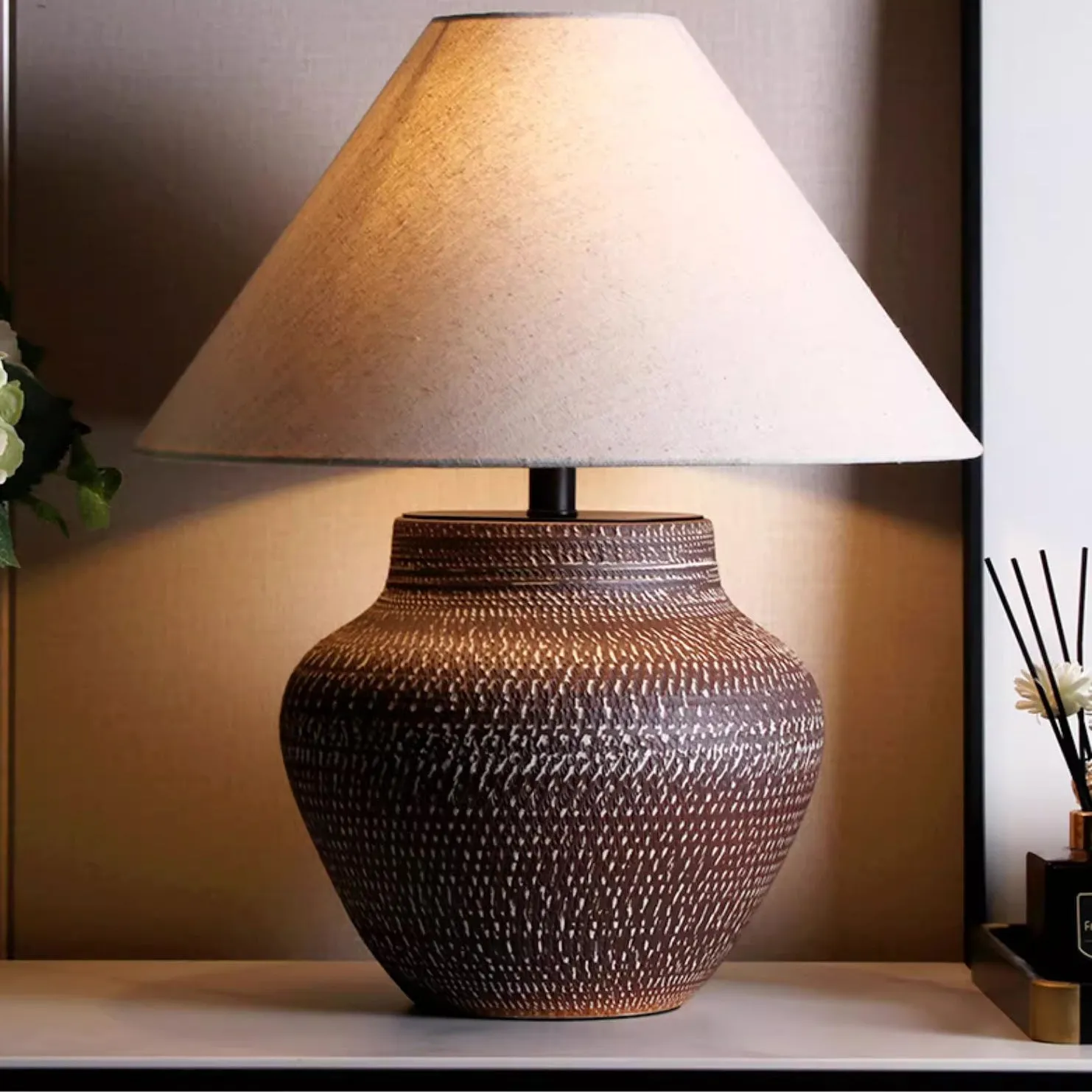 Aya Ceramic Jar Table Lamp