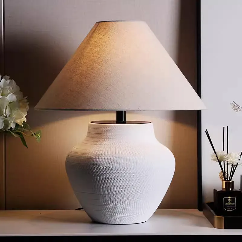 Aya Ceramic Jar Table Lamp