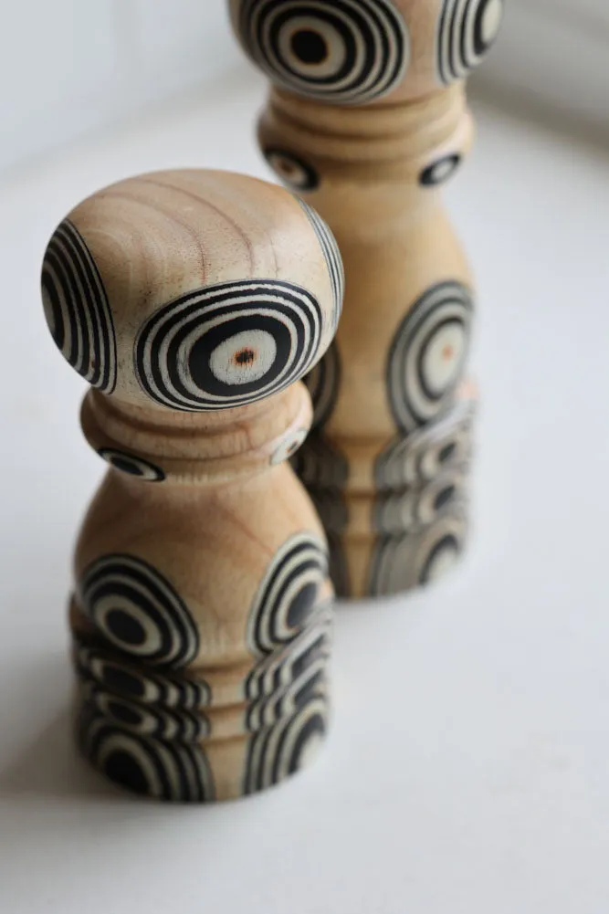 Black & White Salt & Pepper Mill Grinders