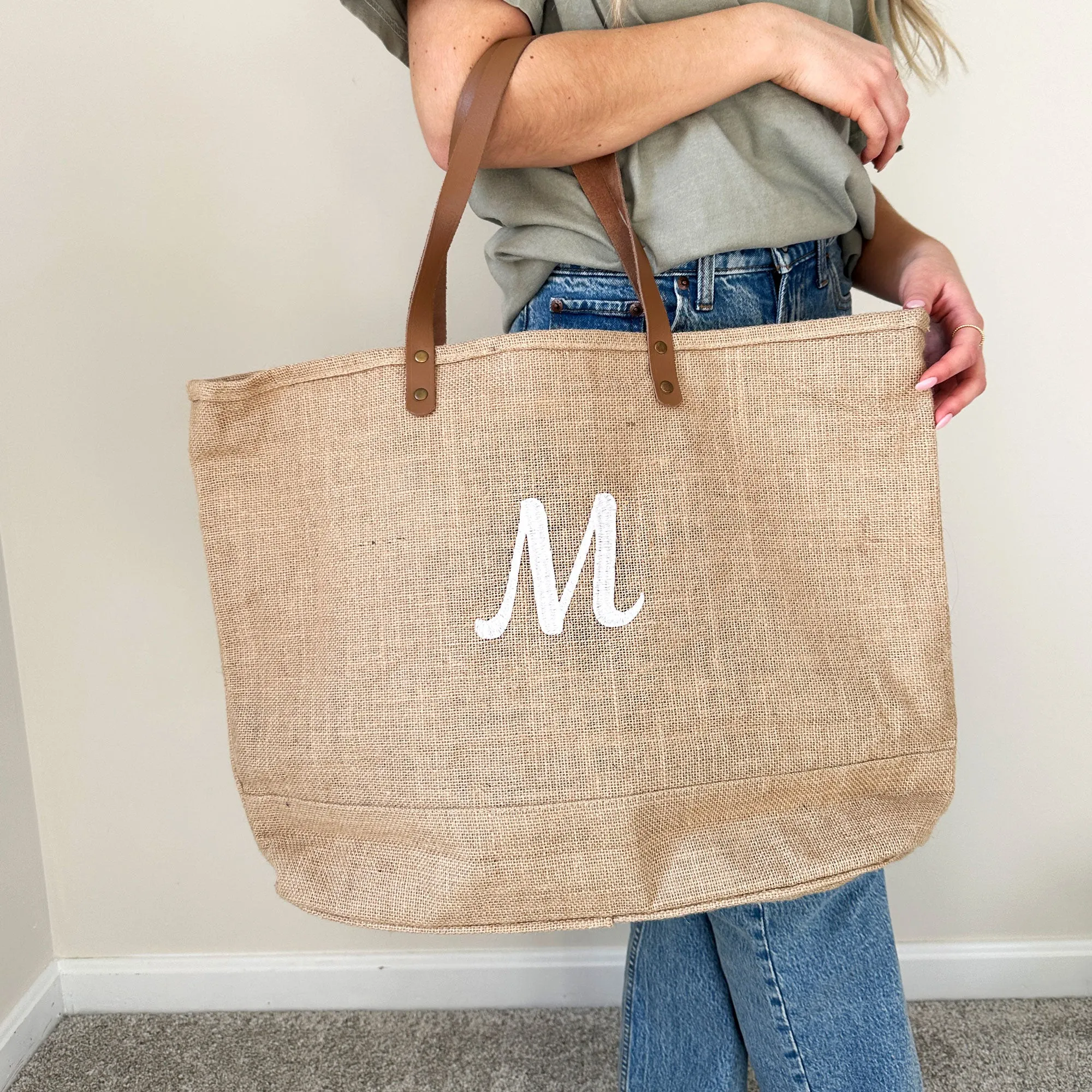 Burlap Jute Embroidered Initial Zippered Tote