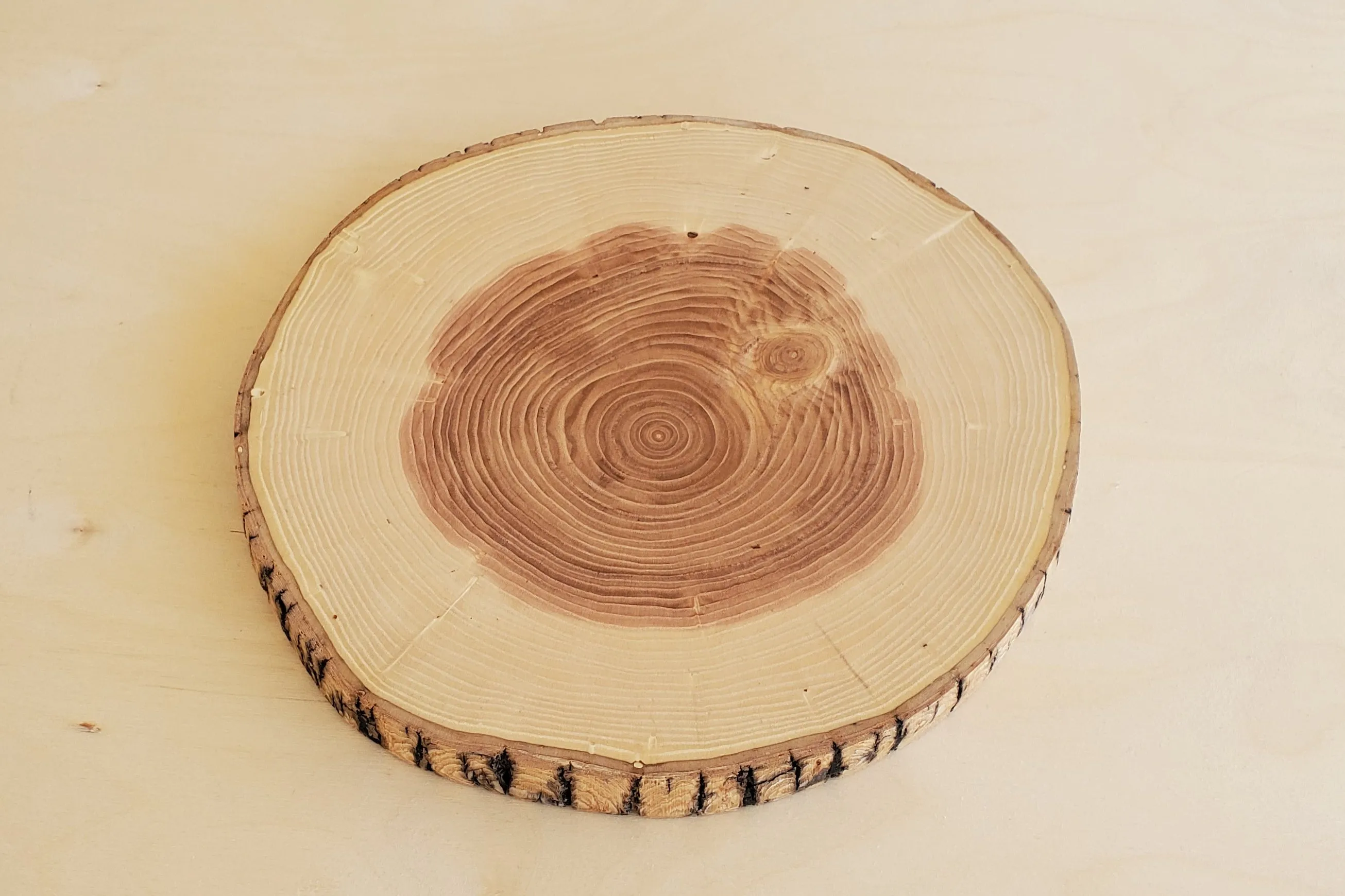 Log Slice Serving Board