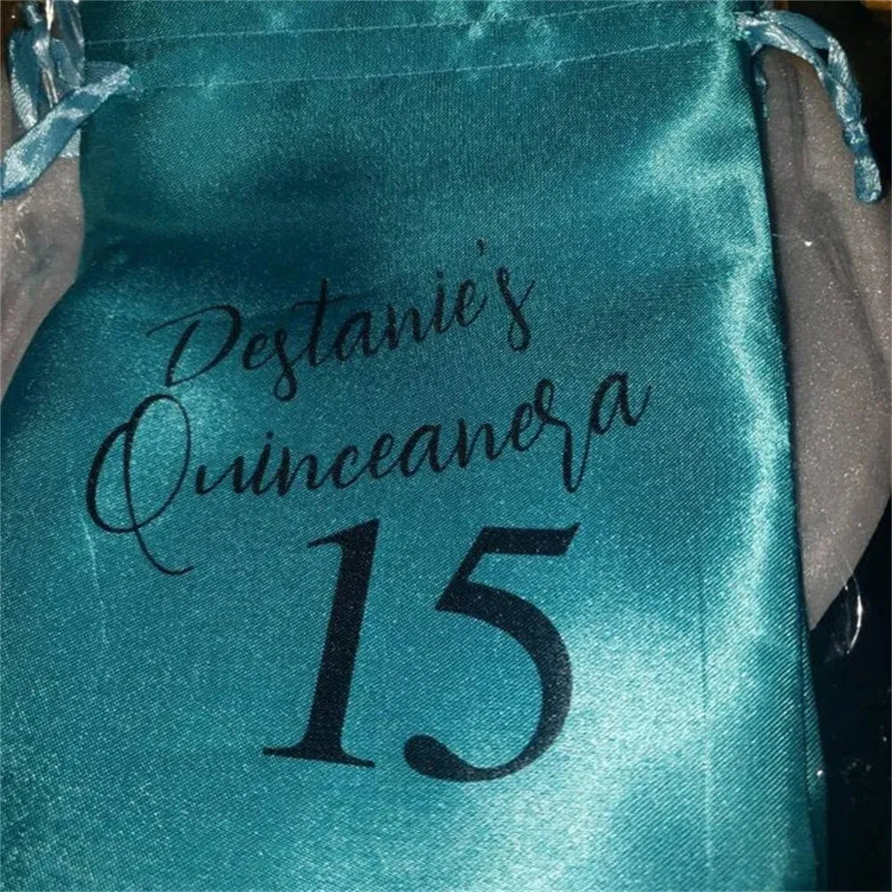 Party Favor Bags for Quinceanera - Mis Quince Birthday Party - Sweet Fifteen or Sixteen Birthday Party Candy Bags